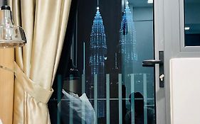 Colony Suites Klcc By Hibernate