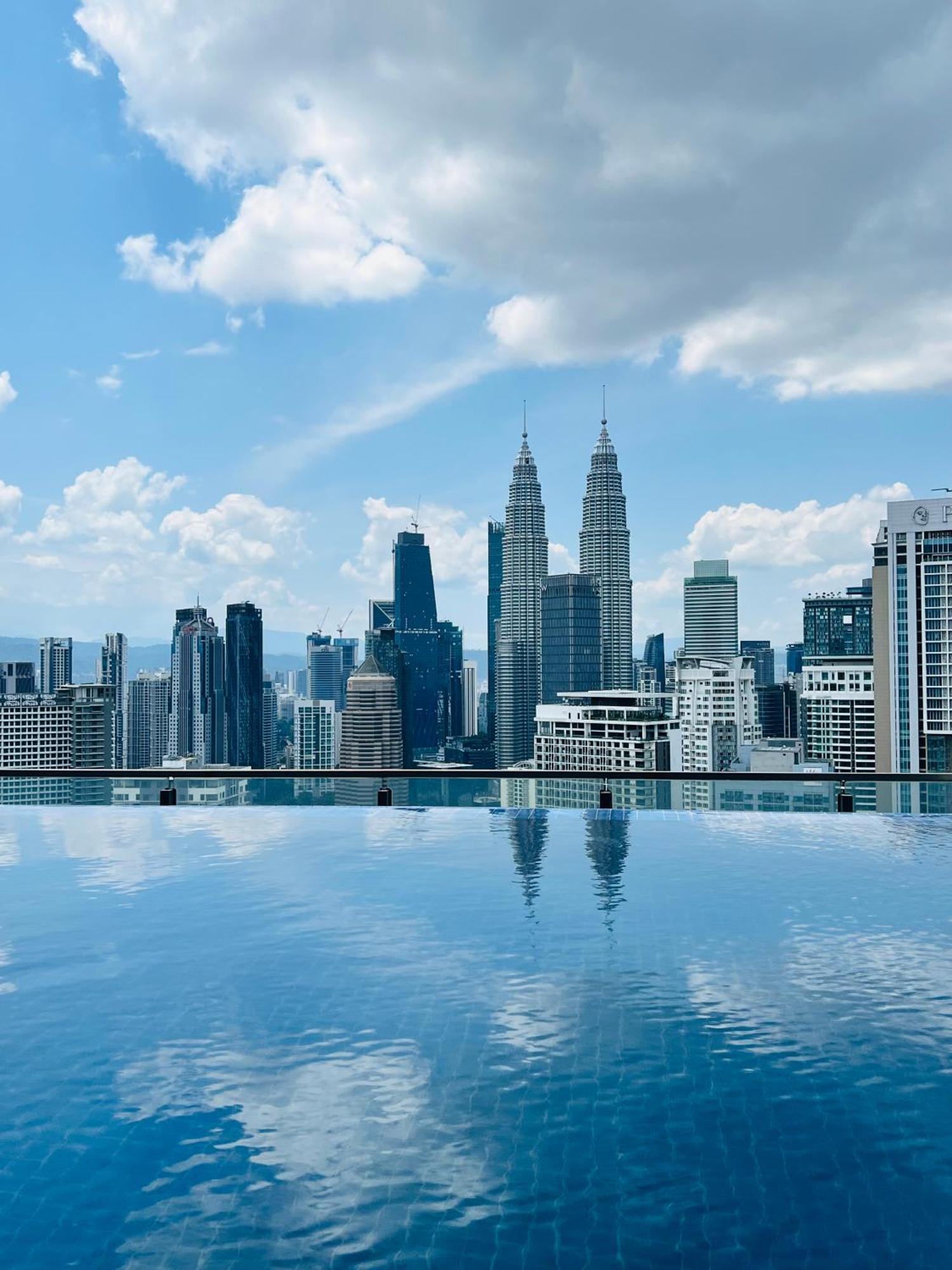 Colony Suites Klcc By Hibernate Kuala Lumpur Exterior photo