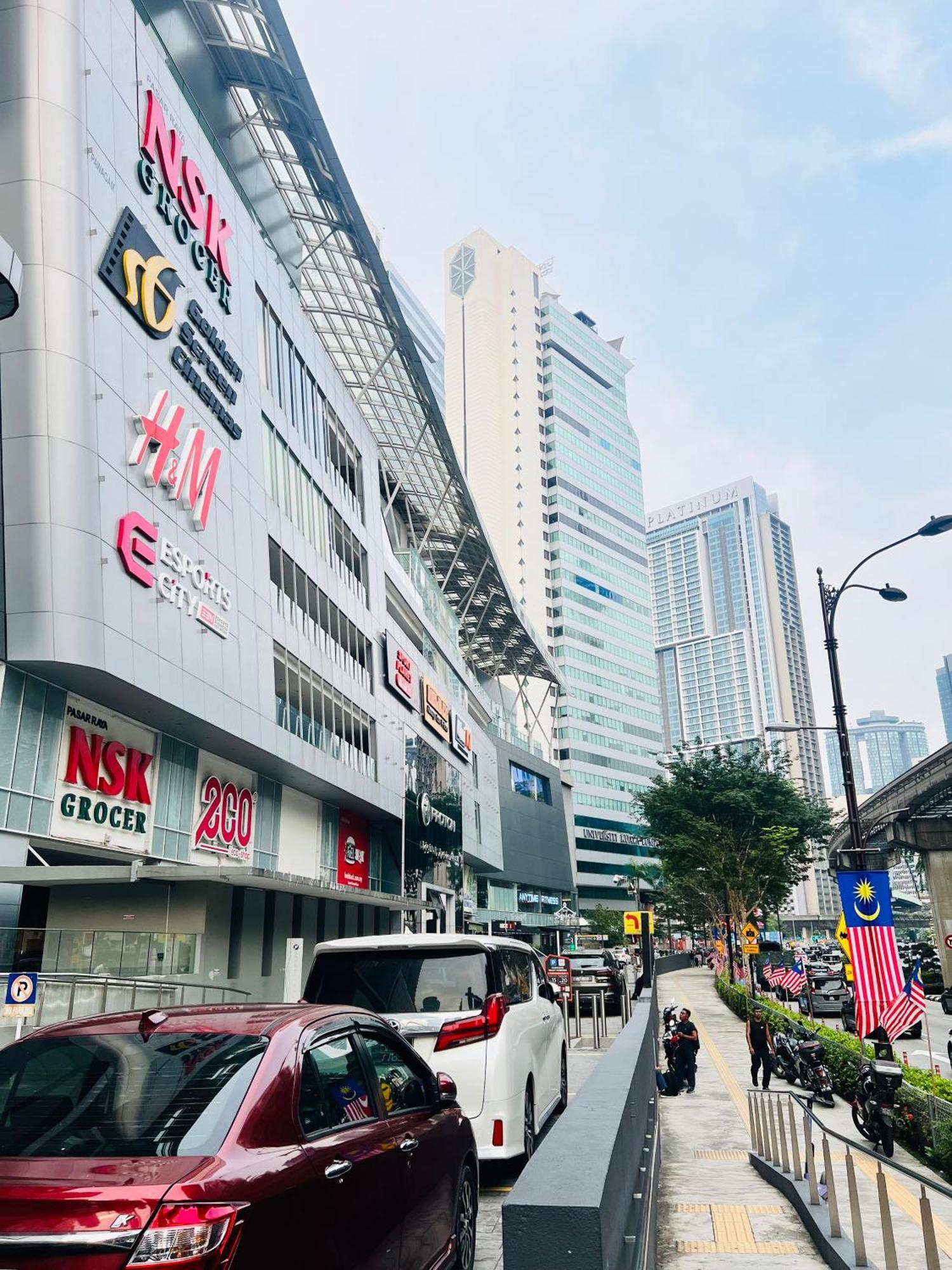 Colony Suites Klcc By Hibernate Kuala Lumpur Exterior photo